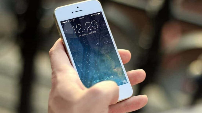 iPhone- und Android-App: Telefonsekretariat mobil steuern iPhone- und Android-App: Telefonsekretariat mobil steuern