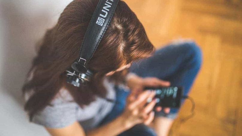 Warum Musik die Produktivität am Arbeitsplatz steigert Warum Musik die Produktivität am Arbeitsplatz steigert