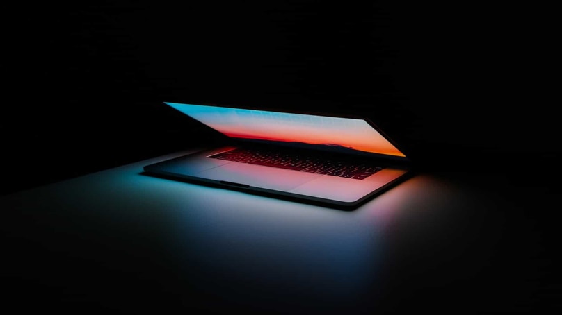 Digital Detox: Mit diesen 7 Tipps gelingt Ihnen die digitale Entgiftung Digital Detox: Mit diesen 7 Tipps gelingt Ihnen die digitale Entgiftung